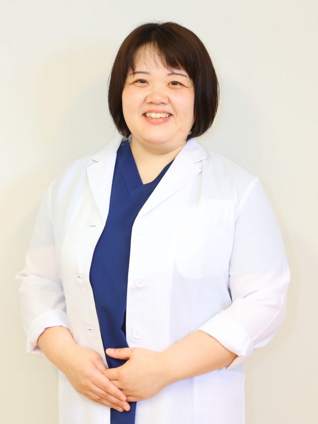 安藤愛先生（あんどう あい）